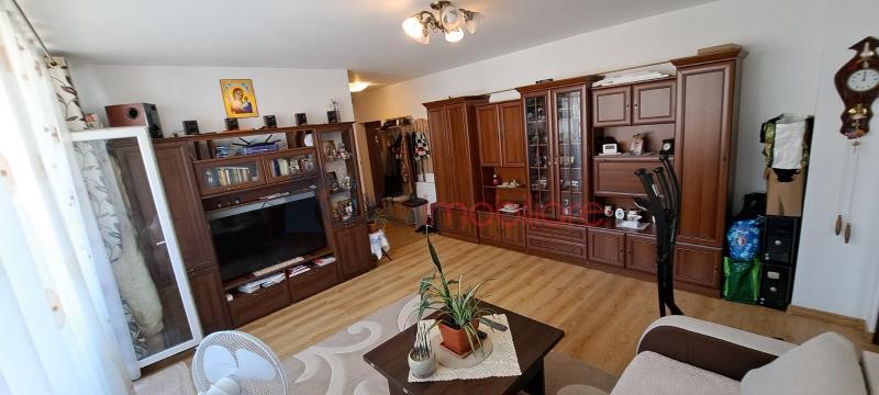 Apartament 2 camere de vanzare in BACIU